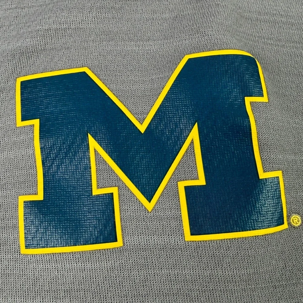 Nike Michigan Wolverines Dri-FIT Mens‎ Large Gray Quarter Zip Pullover Shirt